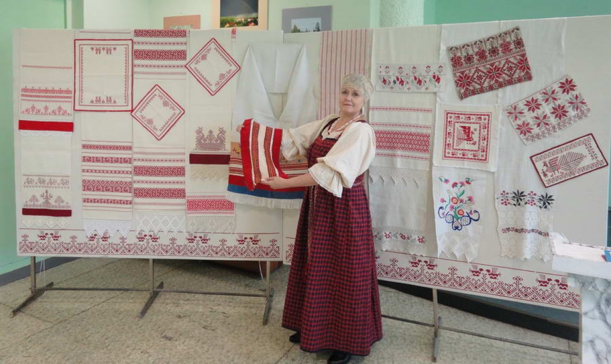 Персональная выставка Н. Коровашковой открылась в Мурманском областном художественном музее