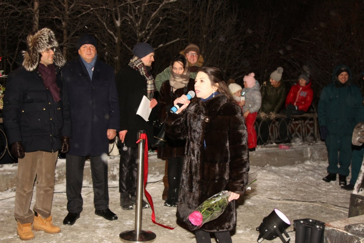 В Апатитах торжественно открыли памятник А.С. Пушкину
