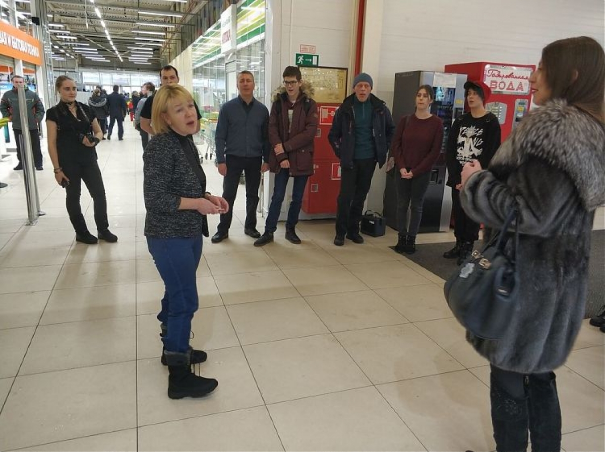 В апатитском торговом центре прошёл музыкальный флешмоб