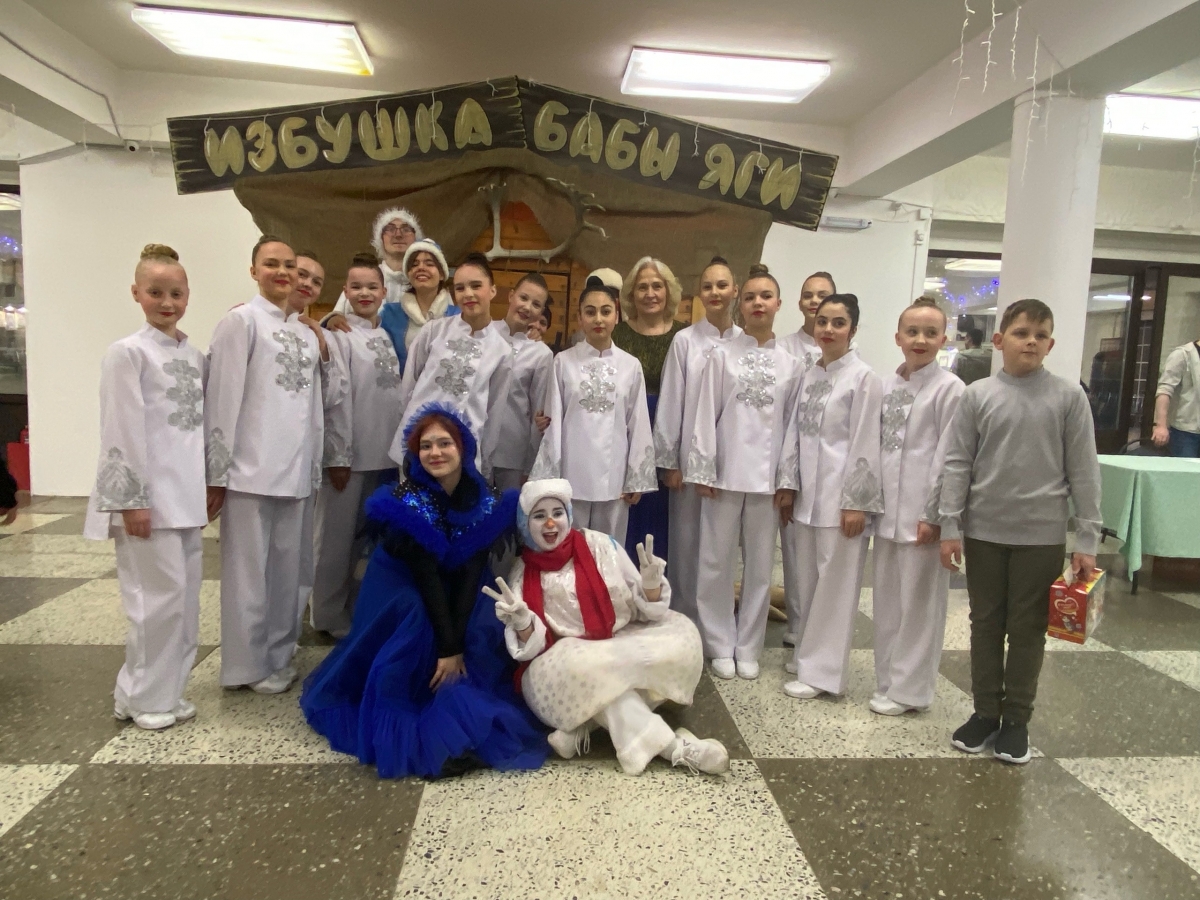 Сказочная избушка Ягуси Апатитской